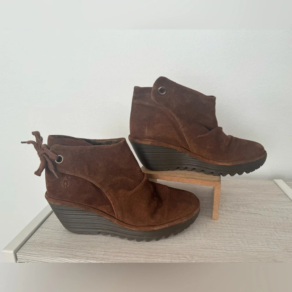 FLY London Suede Ruched Ankle Wedge Boots Tie Detail Comfy Boho EU 40 US 9 READ - Picture 1 of 10